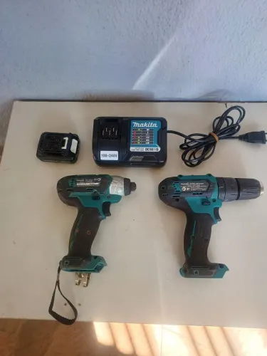 KIT FURADEIRA E PARAFUSADEIRA MAKITA