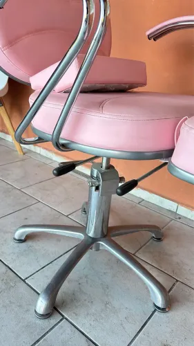 Cadeira profissional para sobrancelhas e cílios-conforto e qualidade