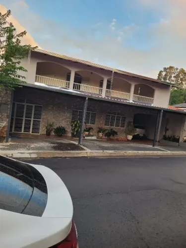 Sobrado em condomínio (parte superior) 3 Quartos - Jardim Atlântico