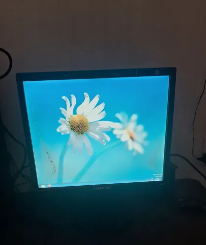 MONITOR 17 POLEGADAS