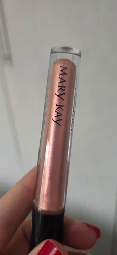 Gloss labial sheer illusion
