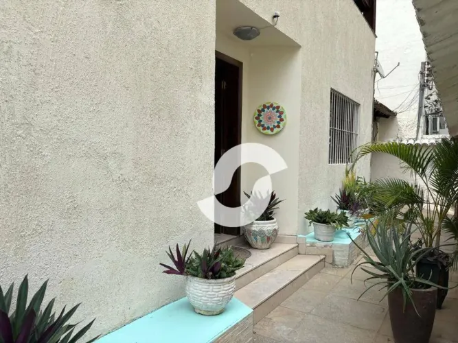 Casa com 9 dormitórios à venda, 334 m² por R$ 6.900.000,00 - Icaraí - Niterói/RJ