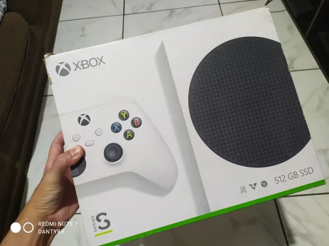 Caixa Xbox Séries X