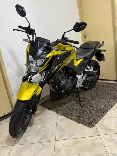 Cb Twister ano 2024 com abs toda original %100