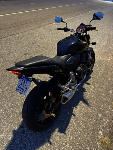 Vende se cb 600 hornet 2008 muito nova !