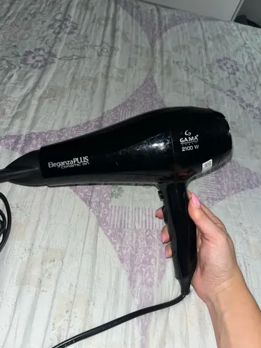 Secador de cabelo 220v