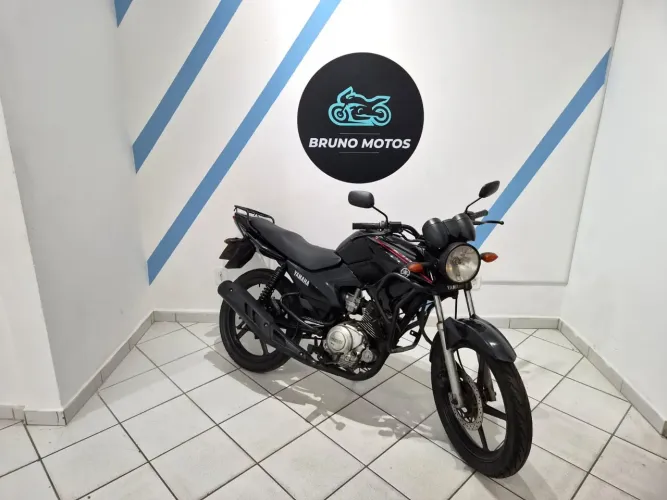 Factor 125 2015 em dia, só transferir, bem abaixo da fipe.