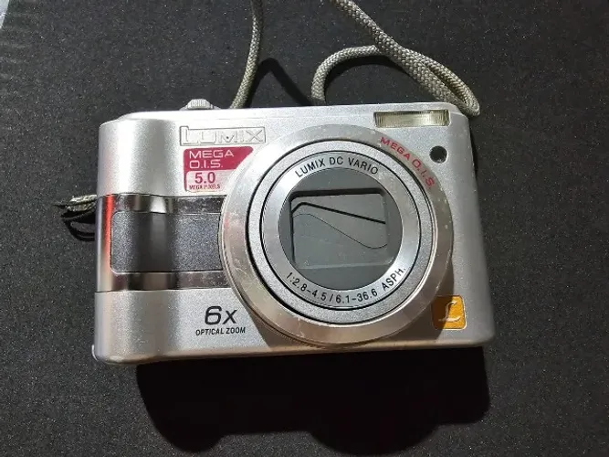Câmera Digital Panasonic
