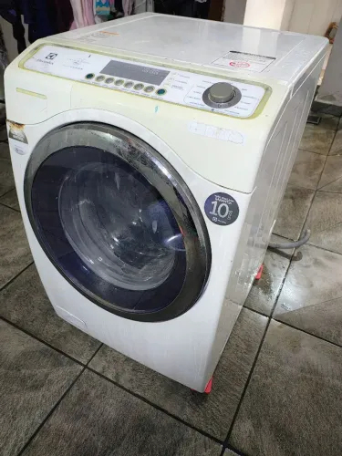 Máquina lava e seca Eletrolux ls12 12kg. (Com defeito)
