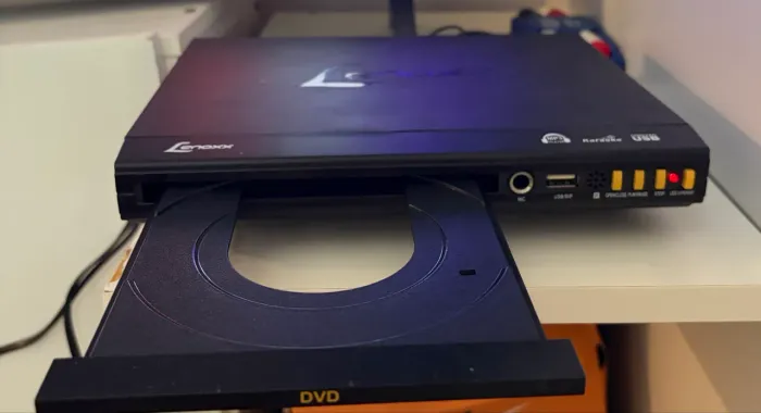 DVD player Lenoxx modelo: DV-443