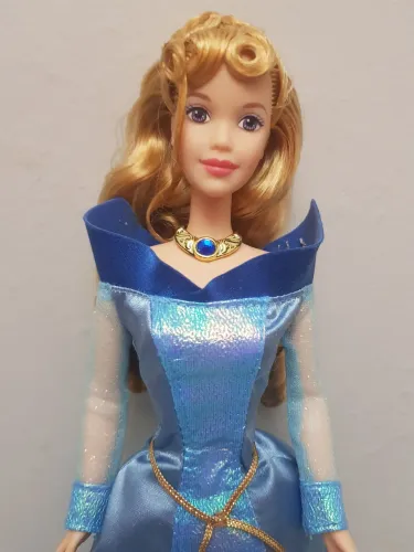 Boneca Princesa Aurora de "A Bela Adormecida " de 1998