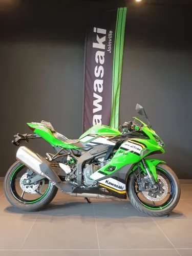 NINJA ZX4RR ZERO KM*