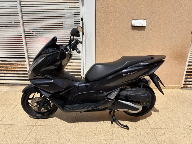 Honda PCX 160 2024 sem detalhes baixo km!