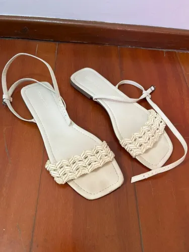 Rasteira Off white