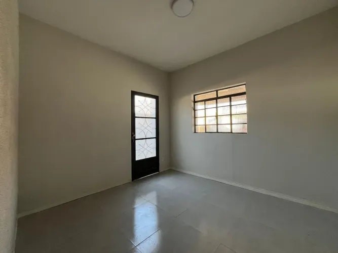 Casa à Venda - Vila Expedicionários Cruzeirenses, Cruzeiro