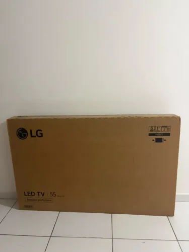 LG Smart TV 55" 55AU801C0SA UHD 4K ThinQ AI HDR10 AI Sound(Lacrada, nf e garantia)