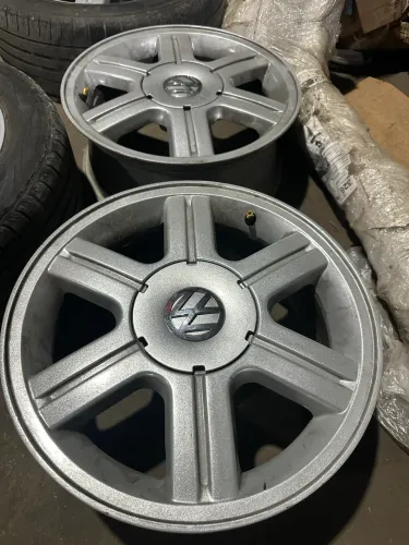 Rodas gol rally aro 15 com 4 meses de uso