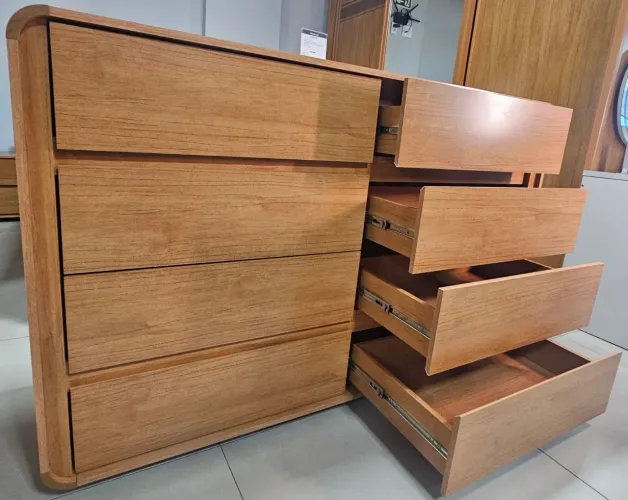 Cômoda Loop mdp/mdf 8 gavetas corrediças telescópicas