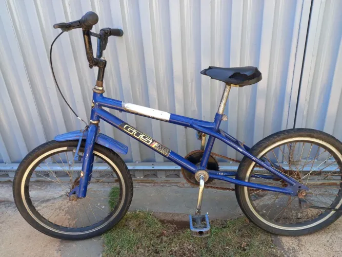 Duas bicicletas 