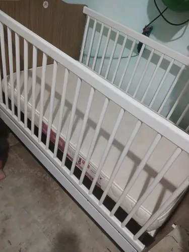 Vendo berço com colchão
