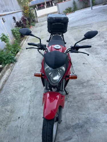 CB 300R imperdível