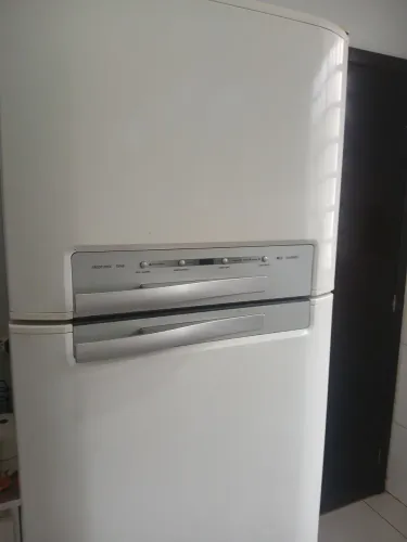 Geladeira electrolux