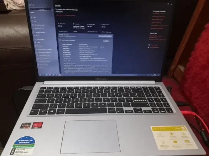 Notebook Asus Vivobook Ryzen 5 - 8GB RAM - SSD 238GB
