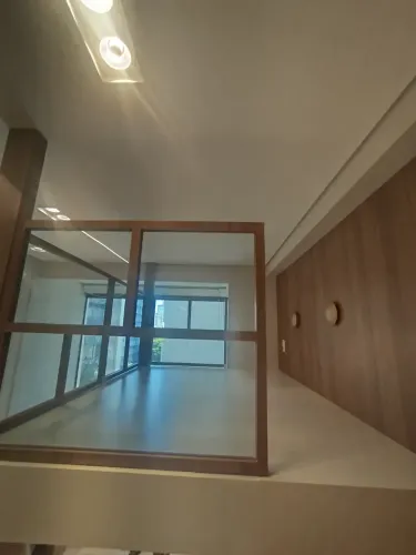 Studio com Pé -Direito Alto +Mezanino/totalmente mobiliado / Higienópolis