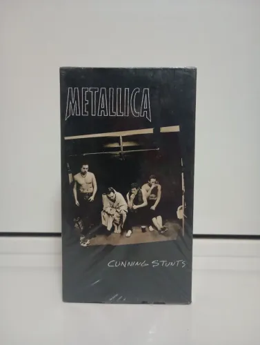 FITA VHS ORIGINAL DO METALLICA RARIDADE 