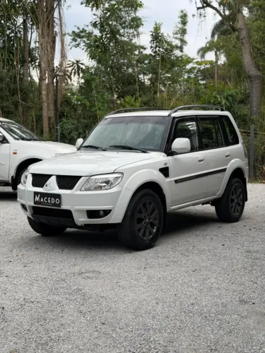 Mitsubishi Pajero TR4 2.0 Flex 16V 4X2 Aut. 2015