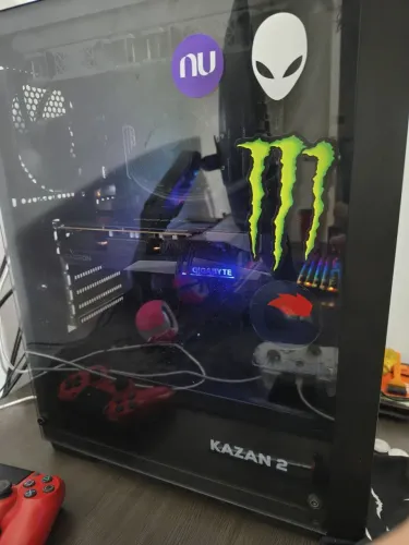 Pc Gamer Ryzen 5 + RX7600 e periféricos para negociar a parte 