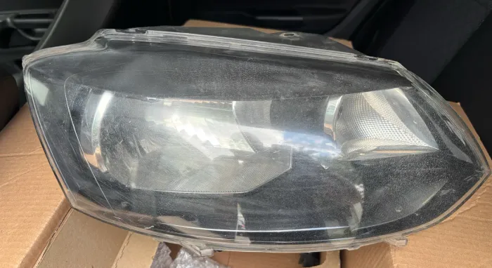 Farol Arteb Fox 2011 a 2014 lado direito (carona)