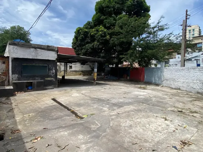 Terreno estacionamento e lava jato para locação na Zona Norte