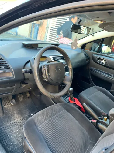 Citroen C4 GLX 2.0 Flex 16V 5P Mec. 2010