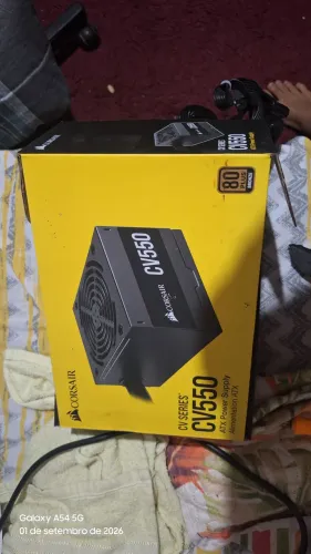 Fonte Corsair 550w usada, funcionando perfeitamente