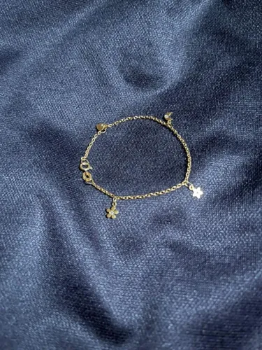 Pulseira de bebê em ouro amarelo 18k Vivara