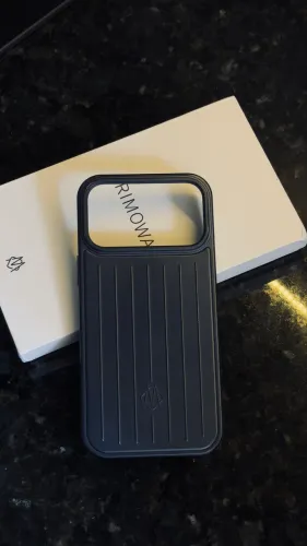 Capinha iPhone 17 Pro Max Alumínio
