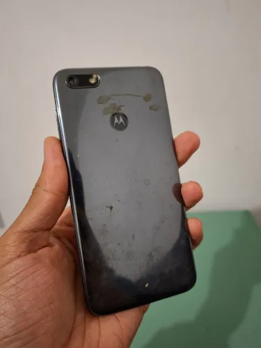 Moto E6 Play