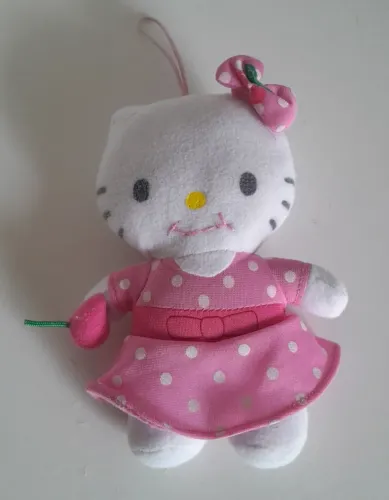 Hello kitty pelucia pequena