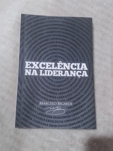 Livro "excelência na liderança"