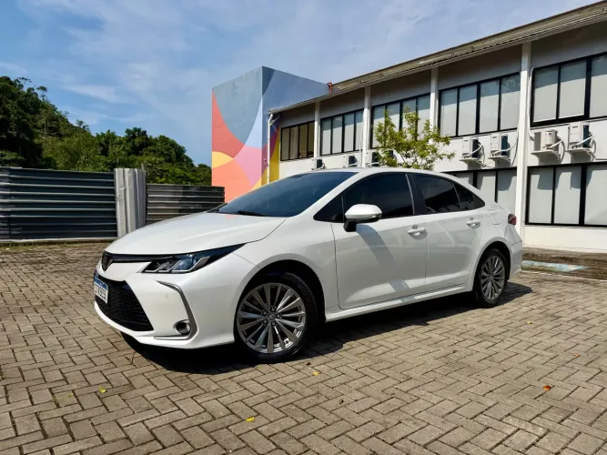 Toyota Corolla XEI 2.0 Flex 16V Aut. 2024
