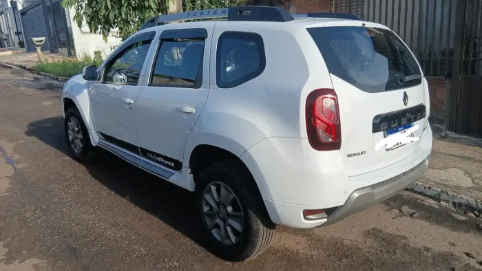 Renault Duster Dynamique 2.0 Hi-flex 16V Aut. 2016
