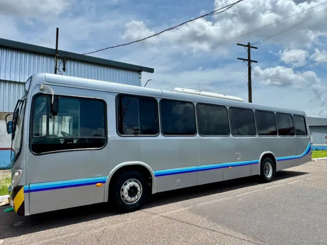 Torino 2009 Ônibus em excelente estado!