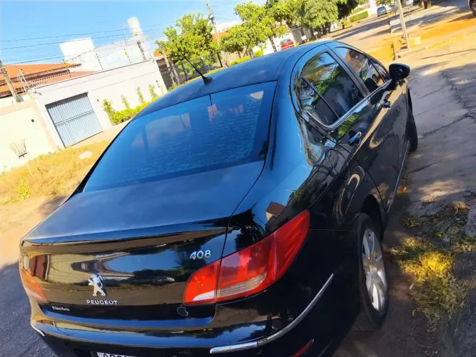 Peugeot 408 Sedan Griffe 2.0 Flex 16V 4P Aut. 2012