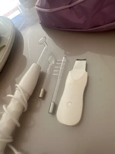 Peeling ultrassônico e alta frequência