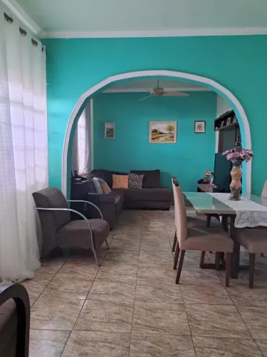 Casa bem localizada no bairro Mantiqueira