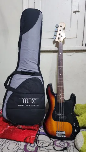 BAIXO SQUIER FENDER PRECISION