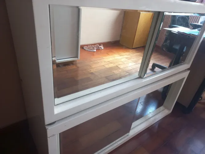 Rack laca branco com espelho "reforma"