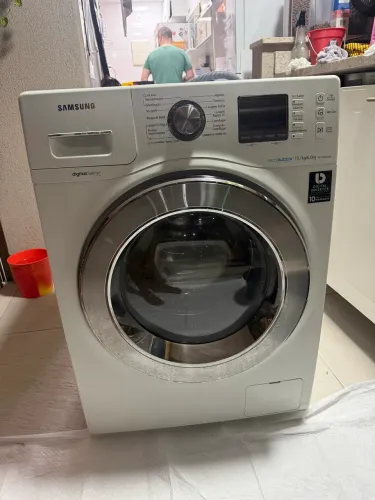 Samsung EcoBubble Lava e Seca