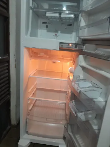 Geladeira Brastemp frost free 